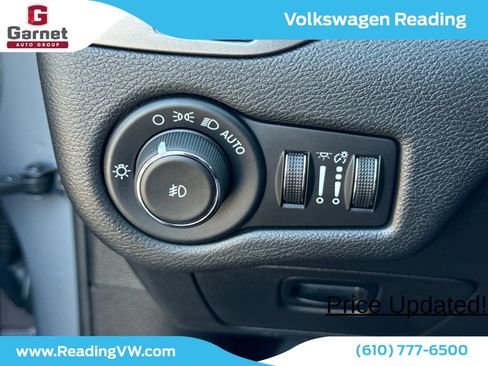 Used 2021 Jeep Cherokee Latitude Lux w/ Trailer Tow Group AWD/4WD image 29