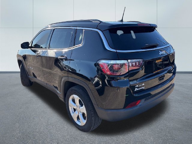 Used 2020 Jeep Compass Latitude w/ Cold Weather Group AWD/4WD image 2