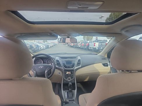 Used 2016 Hyundai Elantra Value Edition image 17