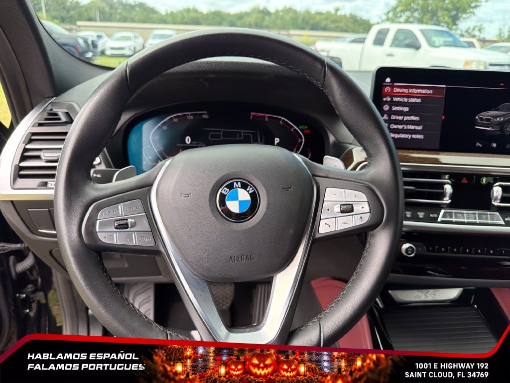 Used 2022 BMW X4 xDrive30i w/ Parking Assistance Package AWD/4WD image 17