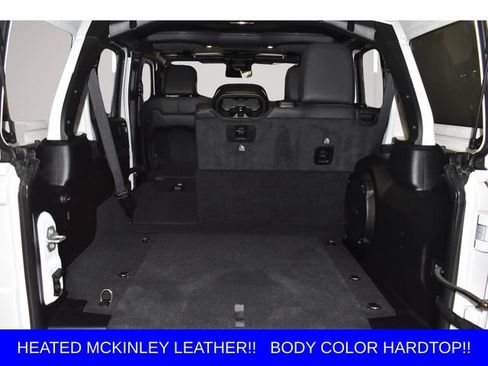 Used 2024 Jeep Wrangler Unlimited Sahara w/ Technology Group AWD/4WD image 25