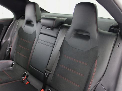 Used 2023 Mercedes-Benz CLA 250 4MATIC image 41