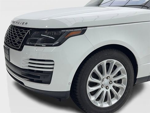 Used 2020 Land Rover Range Rover HSE image 6