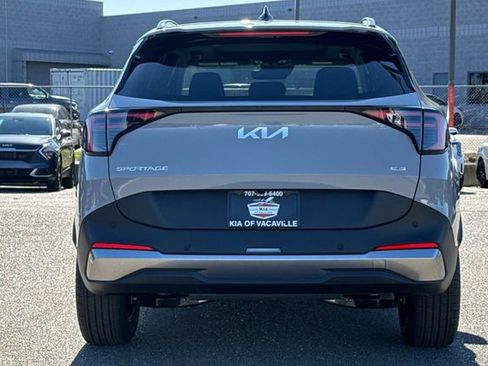 New 2026 Kia Sportage EX image 6