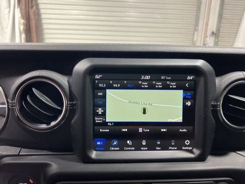 Used 2023 Jeep Wrangler Unlimited Sahara image 29