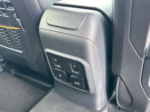 Certified 2022 Ford Bronco Badlands w/ Sasquatch Package image 20