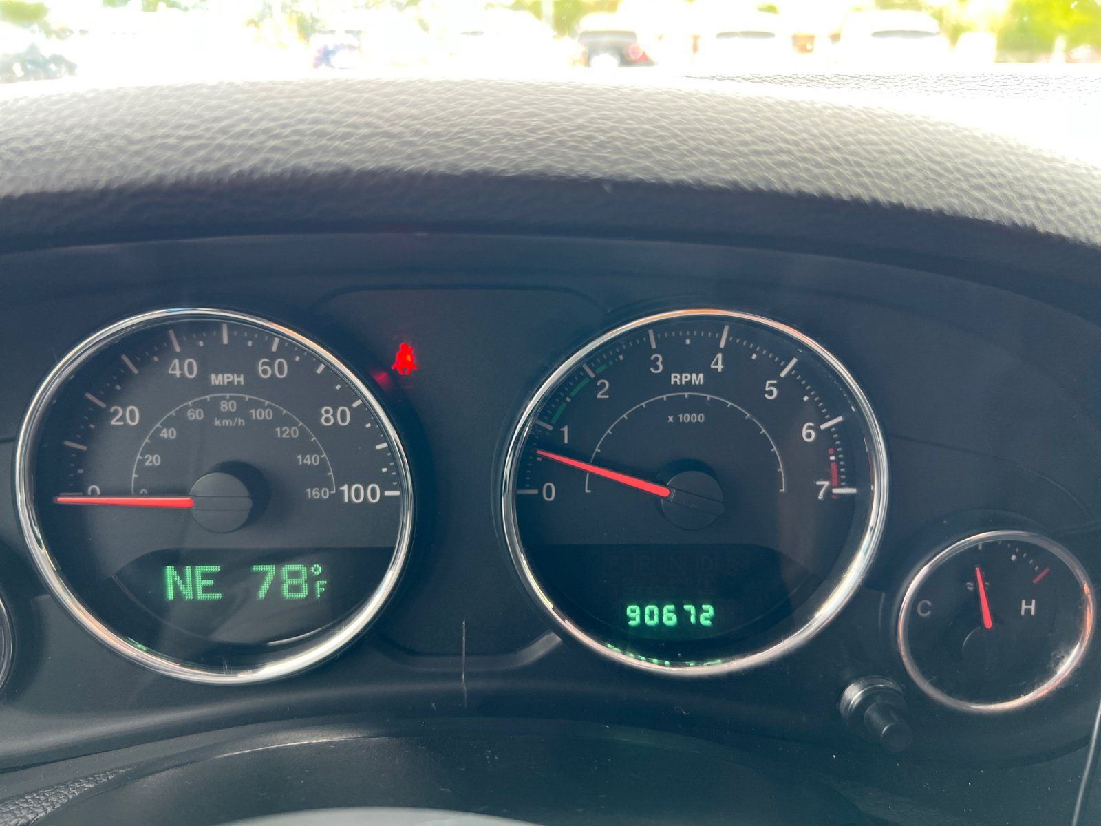 Used 2014 Jeep Wrangler Sport w/ Black Appearance Group AWD/4WD image 11