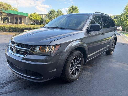 Used 2018 Dodge Journey SE FWD image 8