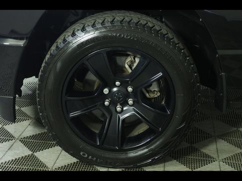 Certified 2024 RAM 1500 Big Horn AWD/4WD image 11