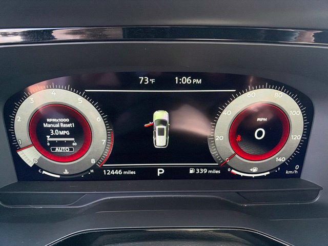 Used 2025 Nissan Pathfinder Platinum AWD/4WD image 11