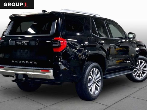 Used 2025 Toyota 4Runner Limited AWD/4WD image 13