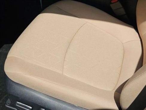 New 2025 Toyota RAV4 XLE image 4