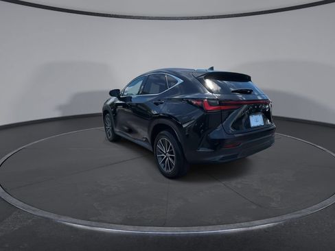 Used 2025 Lexus NX 250 FWD w/ Cold Area Package image 7