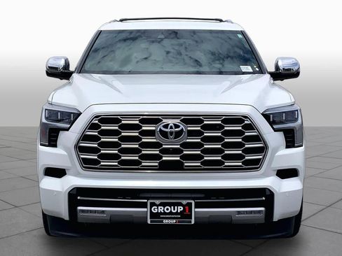 Used 2024 Toyota Sequoia Capstone AWD/4WD image 4
