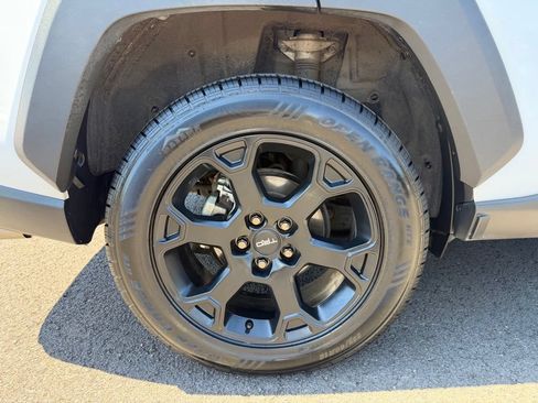 Used 2022 Toyota RAV4 TRD Off-Road w/ TRD Off-Road Weather Package AWD/4WD image 9