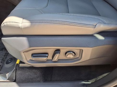 Used 2026 Toyota Tundra Limited w/ Power Package RWD image 22