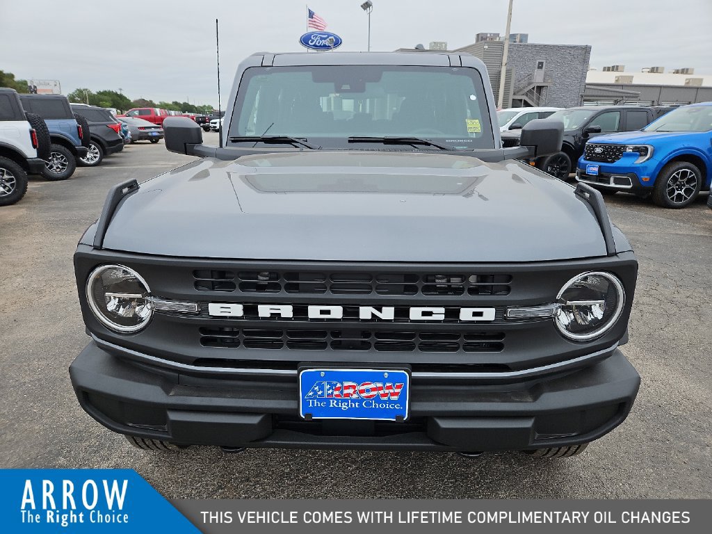 New 2026 Ford Bronco 4-Door AWD/4WD image 3