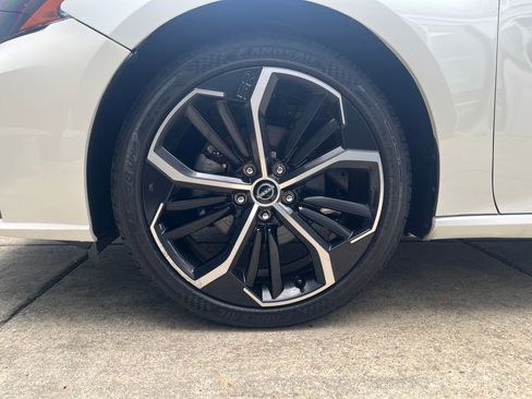 Used 2024 Nissan Altima 2.5 SR image 22