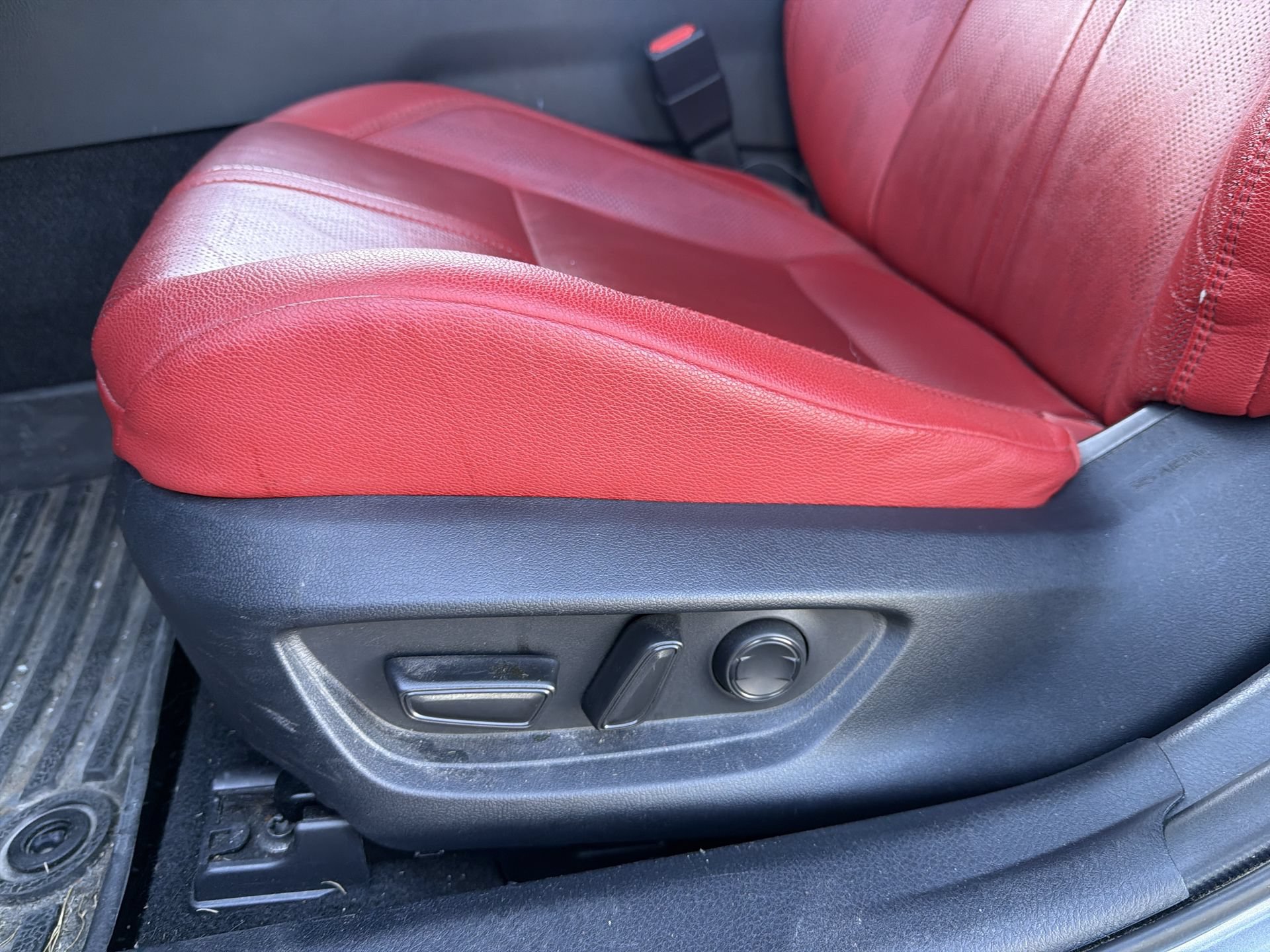 Used 2025 Toyota Camry XSE w/ Premium Plus Package FWD image 12