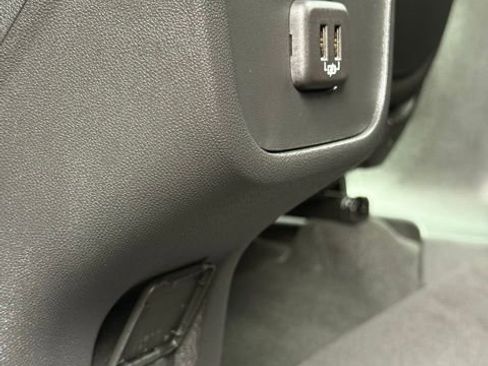 Used 2023 GMC Terrain Denali w/ Black Diamond Edition image 42