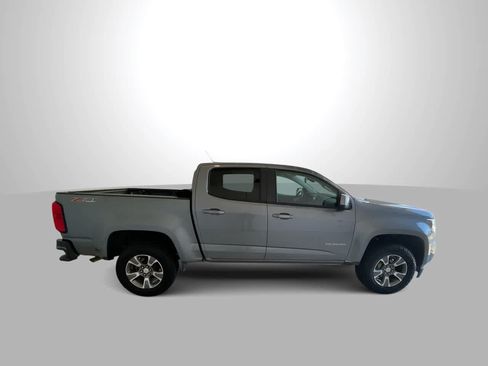 Used 2018 Chevrolet Colorado Z71 AWD/4WD image 9