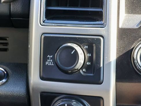 Used 2020 Ford F150 Lariat w/ Max Trailer Tow Package AWD/4WD image 14