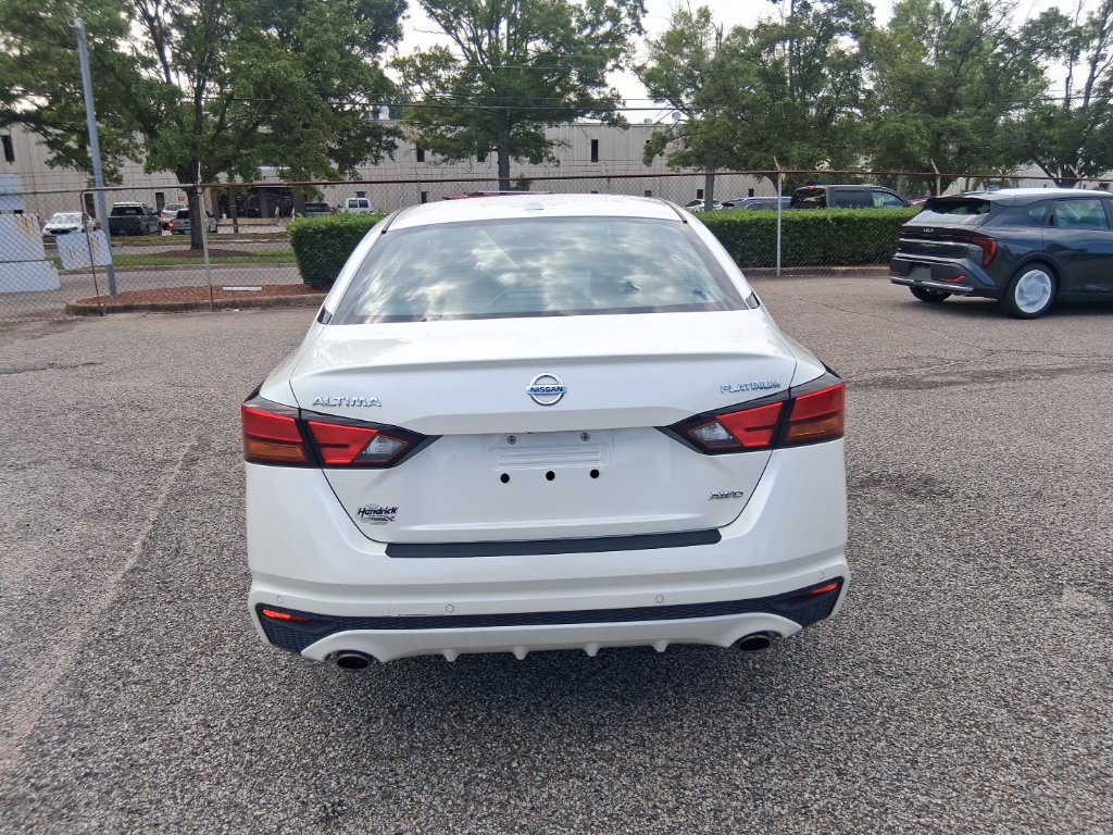 Used 2019 Nissan Altima 2.5 Platinum AWD/4WD image 6