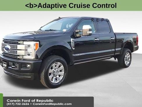 Used 2019 Ford F350 Platinum w/ Platinum Ultimate Package image 3