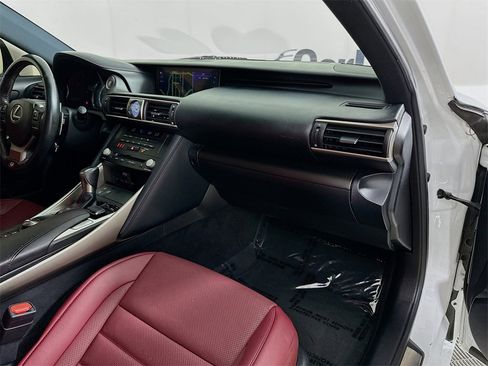 Used 2019 Lexus IS 350 image 37
