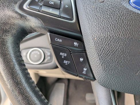 Used 2019 Ford Escape Titanium image 19