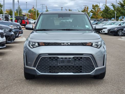 Used 2024 Kia Soul LX w/ Option Group 015 image 2