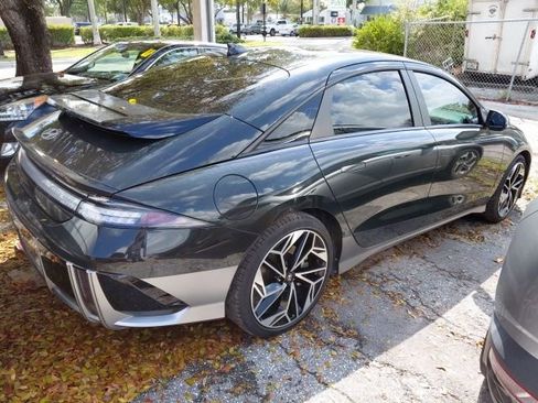 Used 2024 Hyundai Ioniq 6 SEL image 3