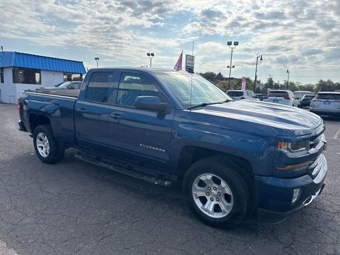 Used 2017 Chevrolet Silverado 1500 LT w/ All Star Edition image 7