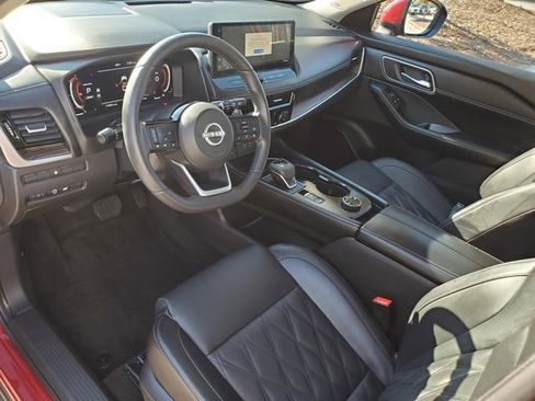 Certified 2024 Nissan Rogue Platinum image 12