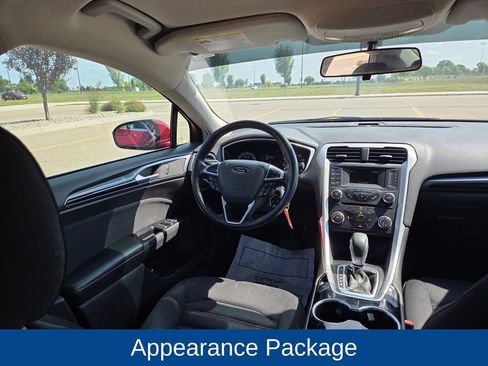 Used 2016 Ford Fusion SE w/ Equipment Group 201A FWD image 17