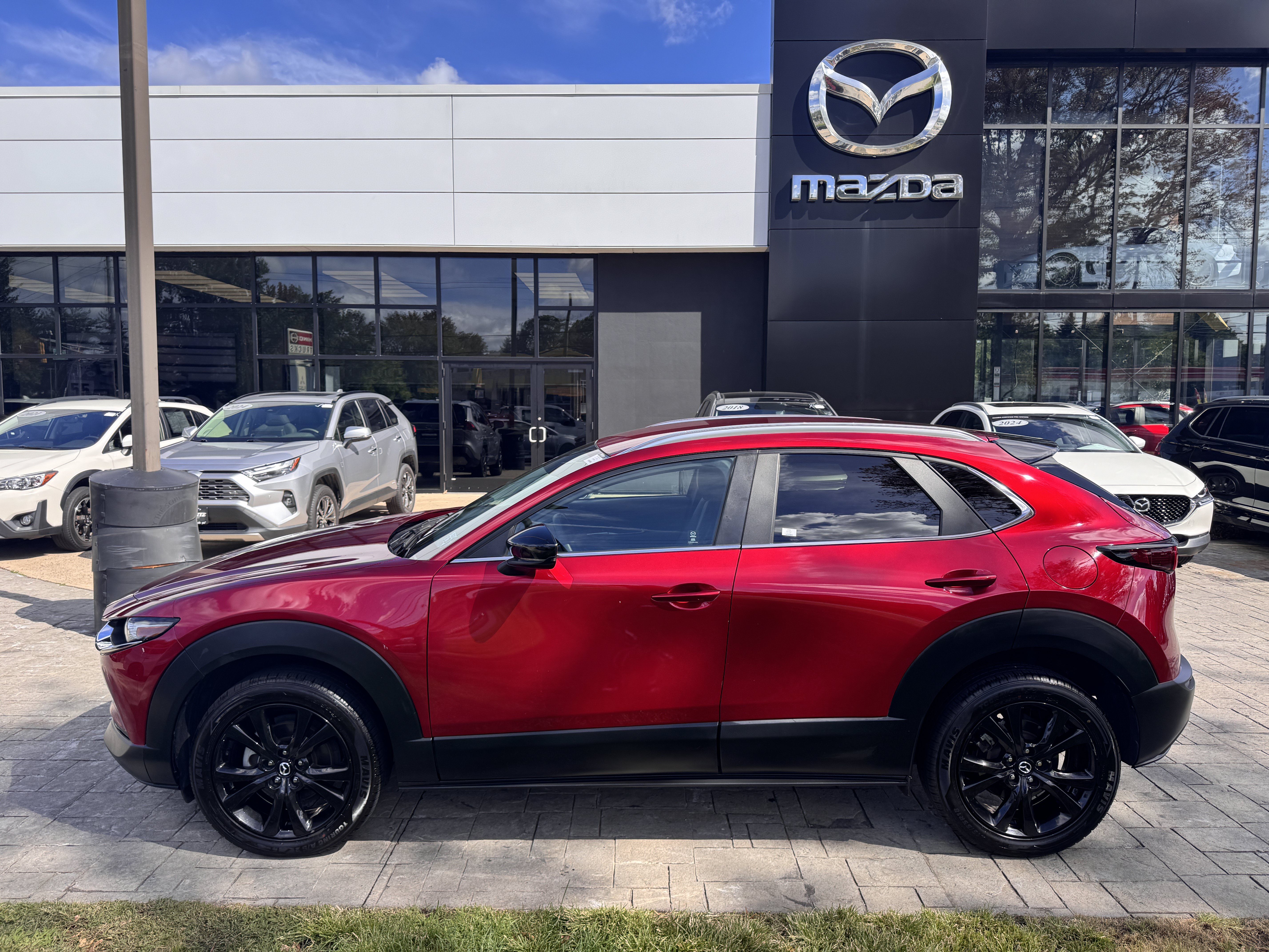 Used 2024 MAZDA CX-30 AWD 2.5 S w/ Select Sport Pkg image 4