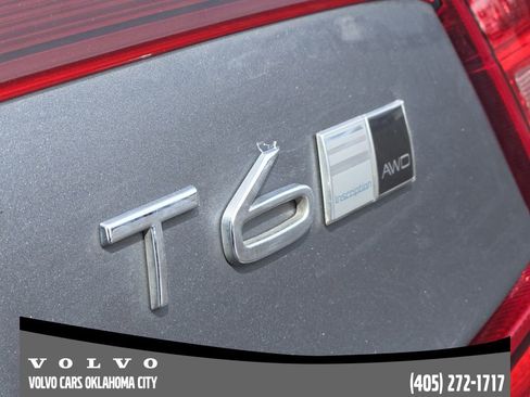 Used 2017 Volvo S90 T6 Inscription w/ Vision Package image 9