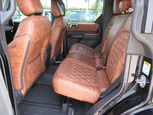Used 2023 Ford Bronco 4-Door AWD/4WD image 37