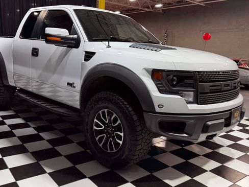 Used 2014 Ford F150 Raptor w/ Equipment Group 801A Luxury image 12