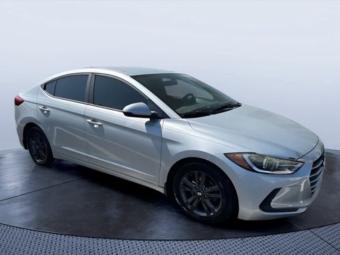 Used 2018 Hyundai Elantra SEL FWD image 1