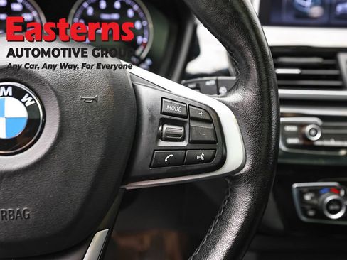 Used 2022 BMW X1 xDrive28i w/ Convenience Package AWD/4WD image 16