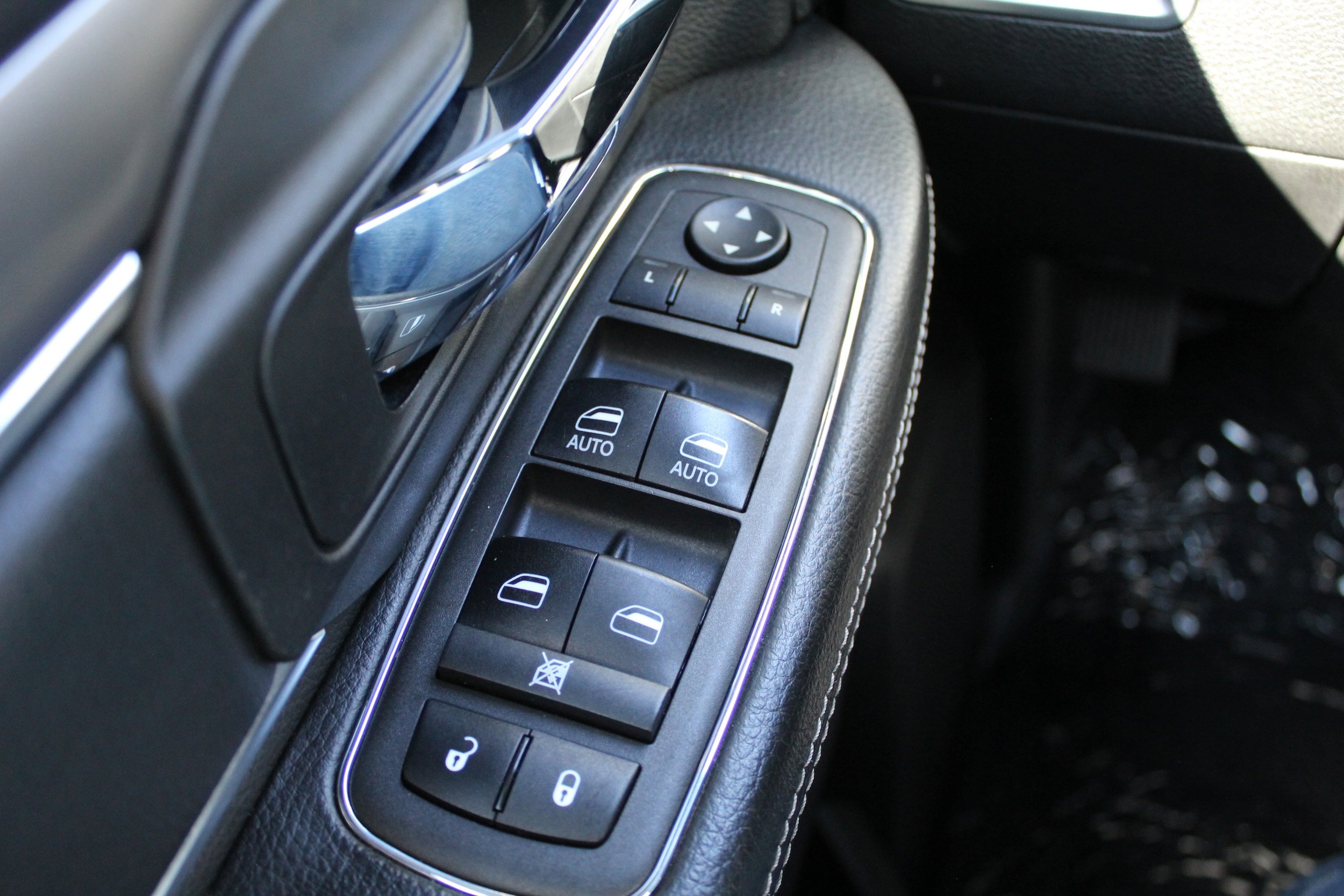 Used 2021 RAM 1500 Warlock AWD/4WD image 29