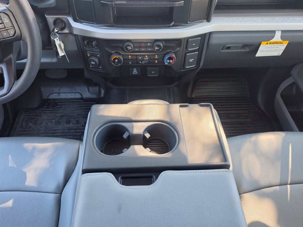 New 2026 Ford F250 XL w/ XL Off-Road Package AWD/4WD image 31