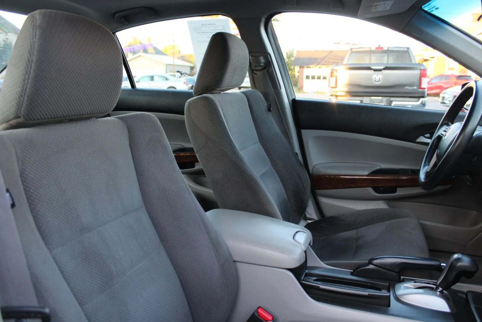 Used 2012 Honda Accord EX image 18