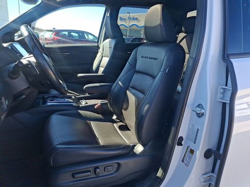 Certified 2023 Honda Ridgeline Black Edition image 13