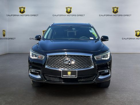 Used 2019 INFINITI QX60 Luxe w/ Essential Package FWD image 2