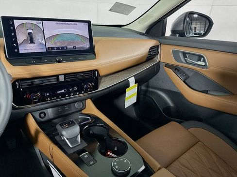 New 2026 Nissan Rogue Platinum AWD/4WD image 21