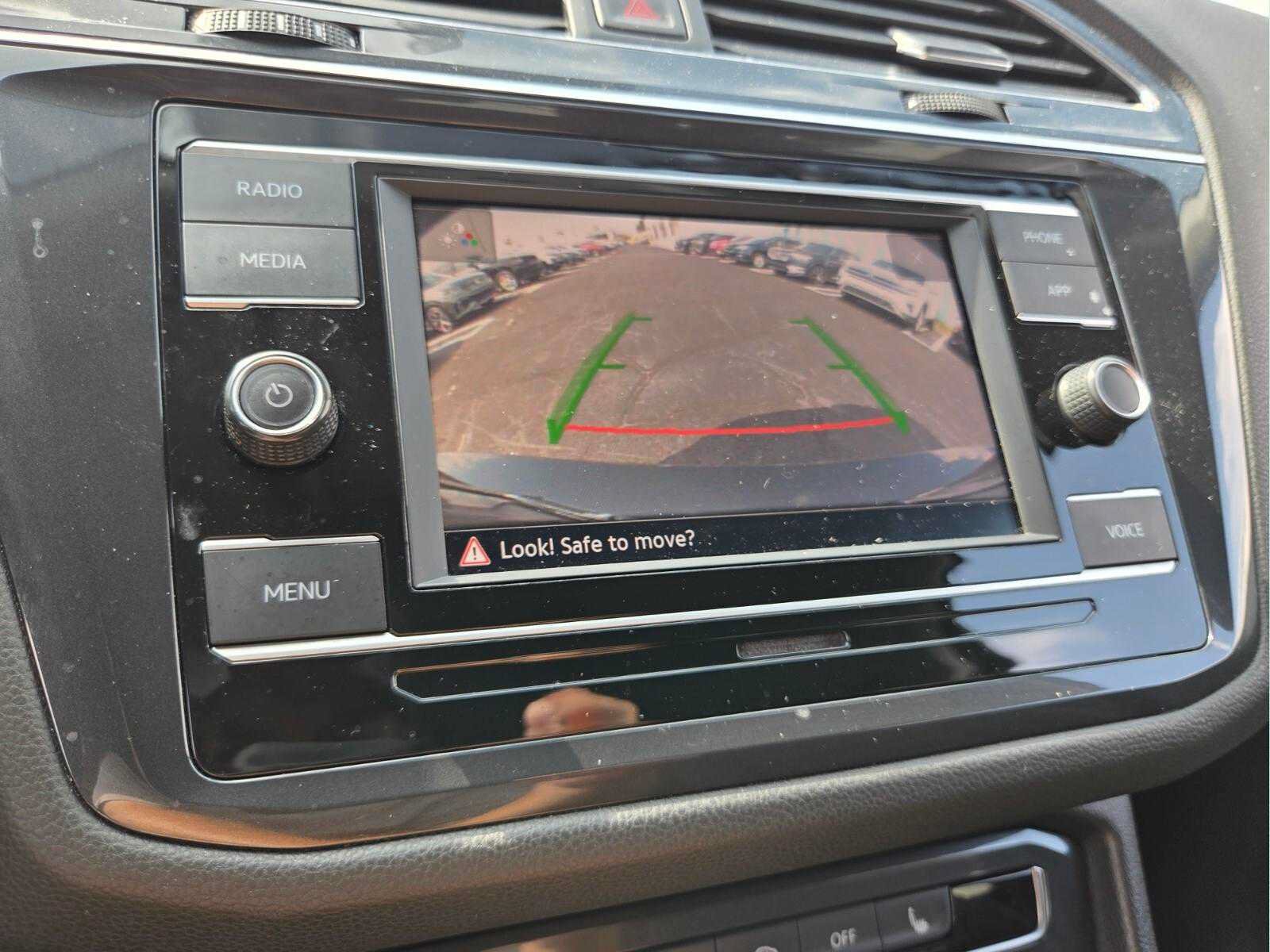 Used 2022 Volkswagen Tiguan S FWD image 26