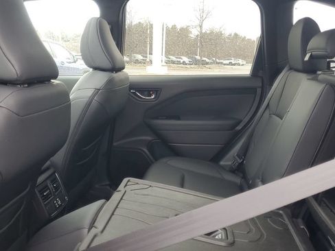 Used 2026 Subaru Forester Limited AWD/4WD image 28