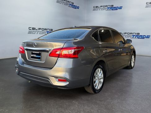 Used 2018 Nissan Sentra SV FWD image 5